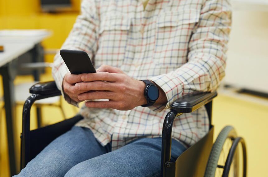 contact designmode24 reach support easily